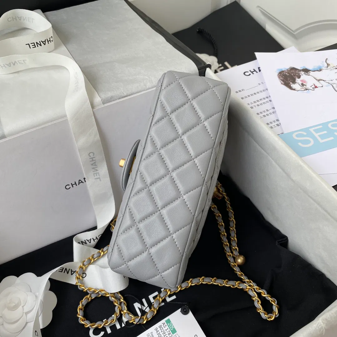 Chanel mini flap bag — image 5