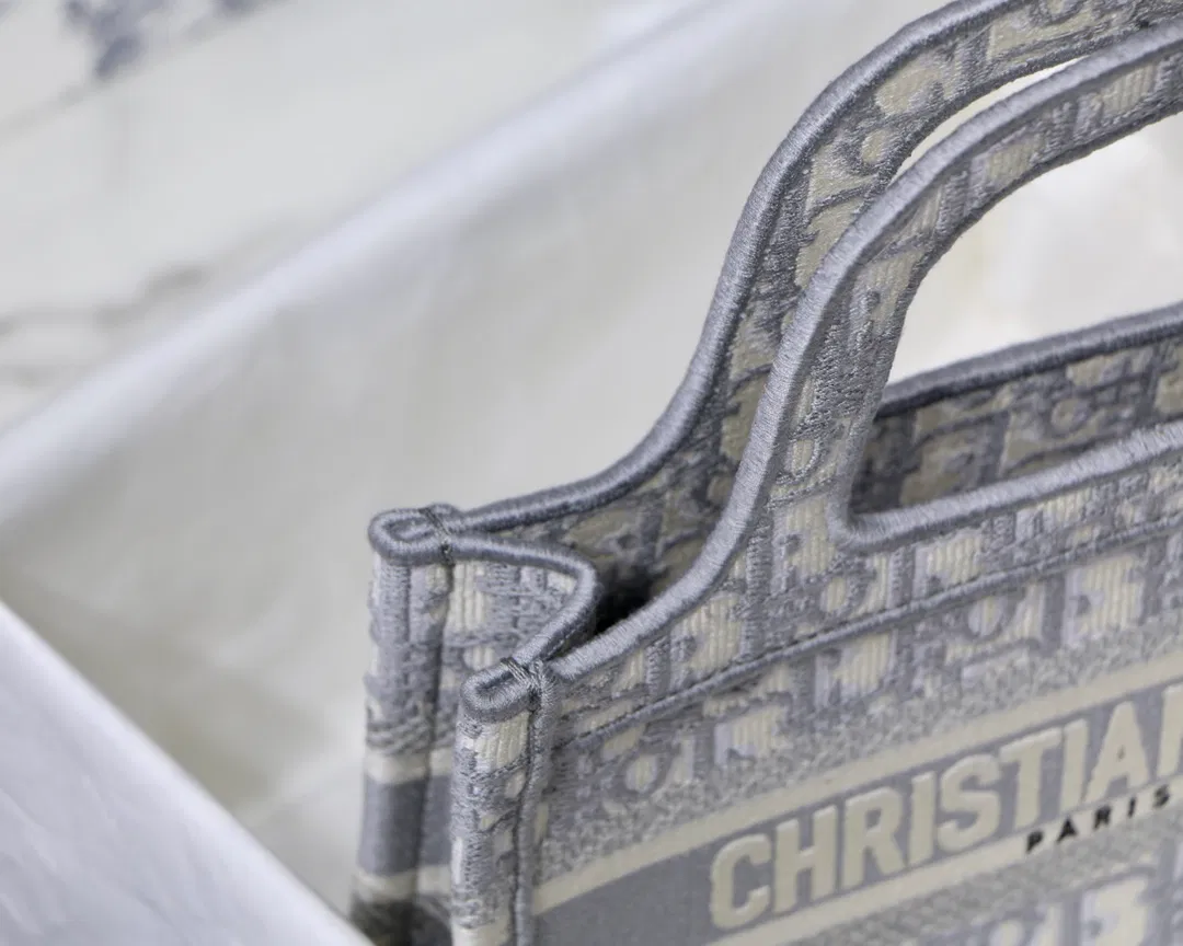 DIOR BOOK TOTE — image 4