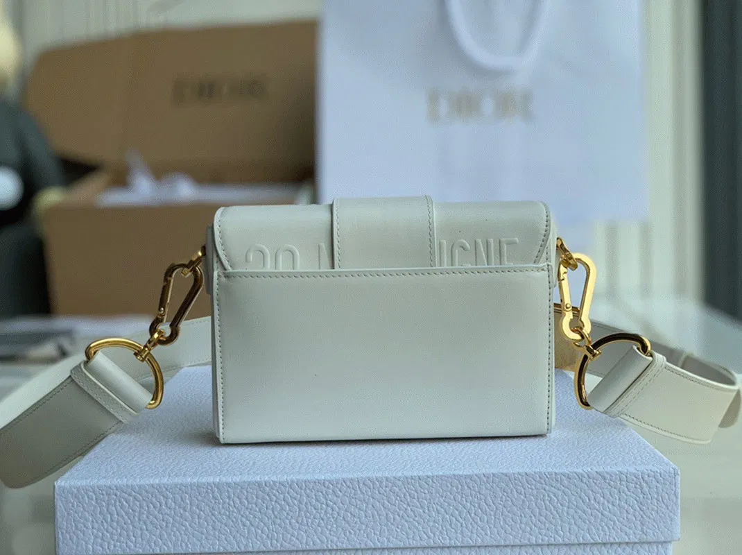 Dior 30 Montaigne Box Bag Knockoff in White Box Calfskin — image 4