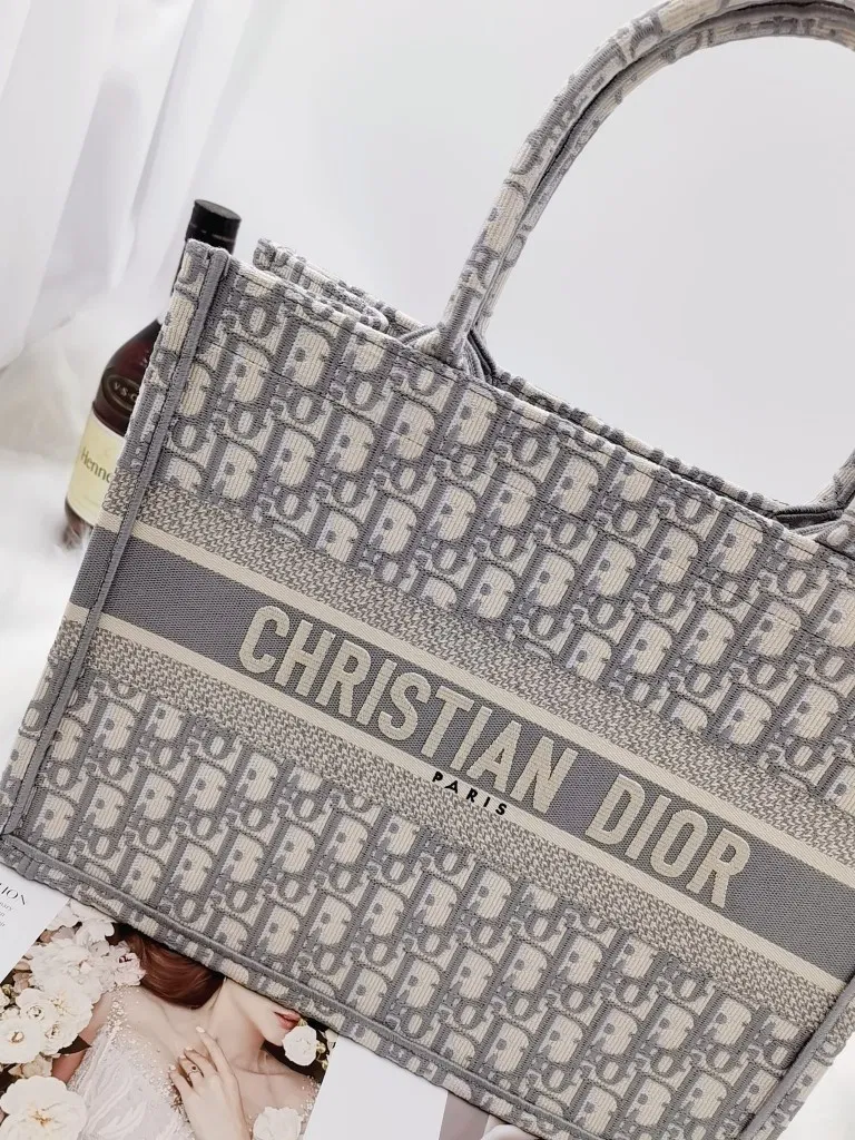 Dior Book Tote-Medium — image 4