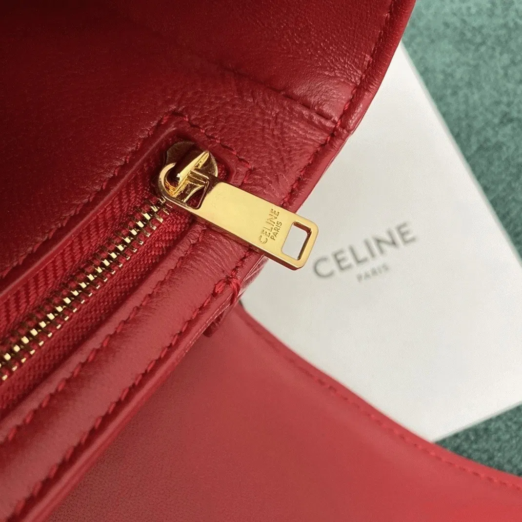 Top Quality Celine Triomphe Medium Bag In Red — image 5