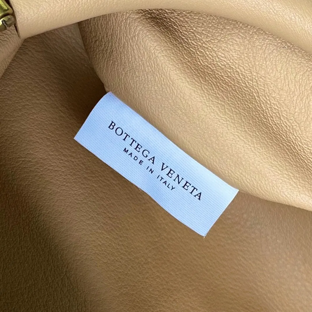 Bottega Veneta The Pouch Belt Bag Almond — image 10