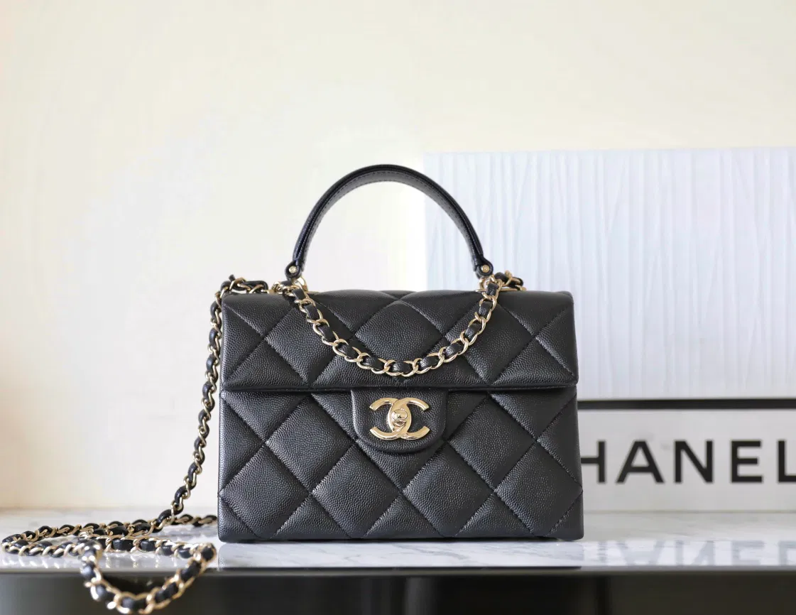 Kelly Handbag — image 9