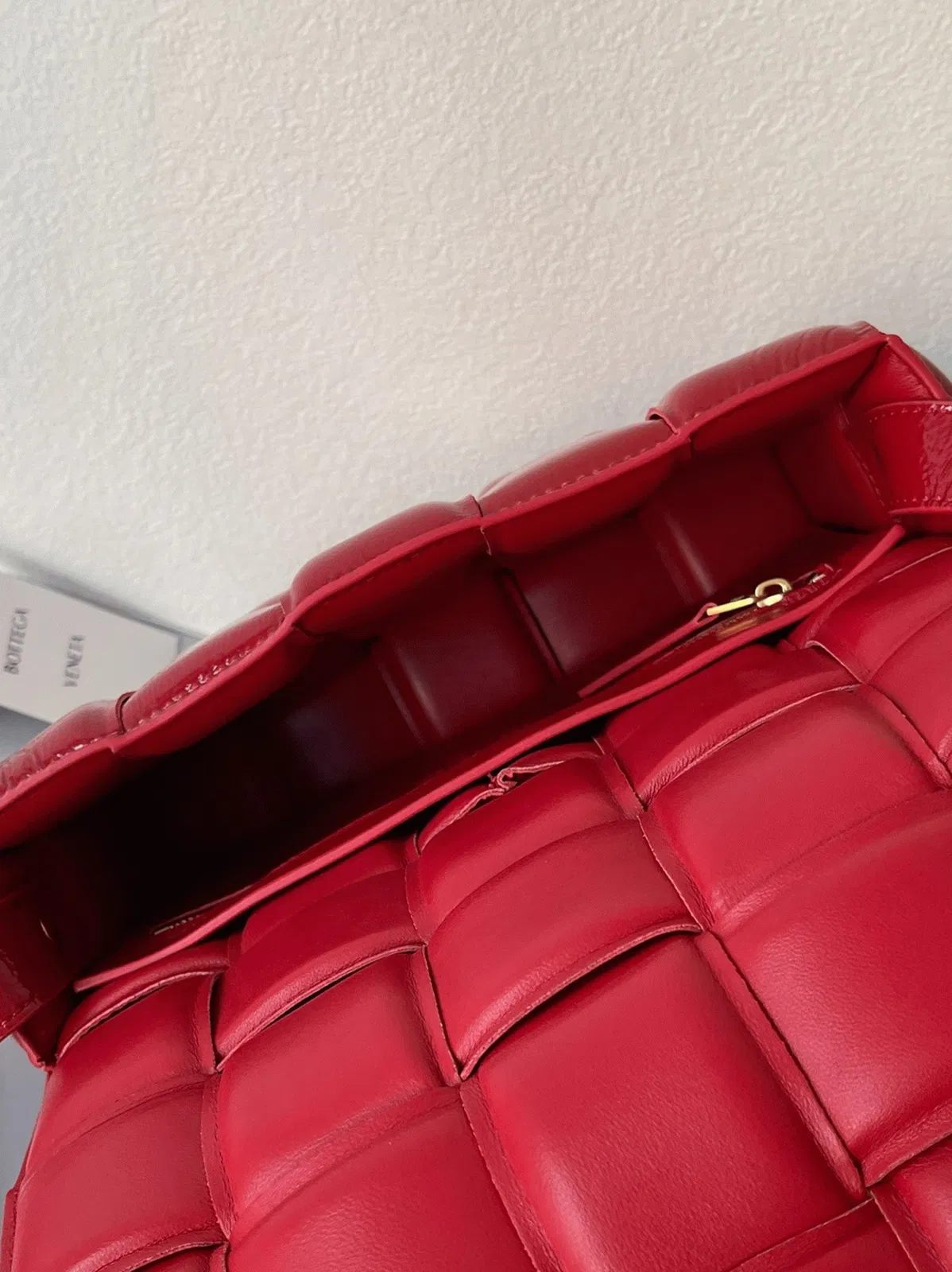 Top Quality Knockoff Bottega Veneta Padded Cassette Bag In Red — image 4