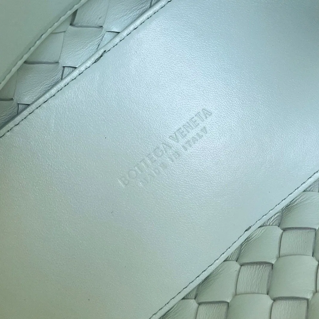 Bottega Veneta Small Andiamo Bag Glacier — image 2