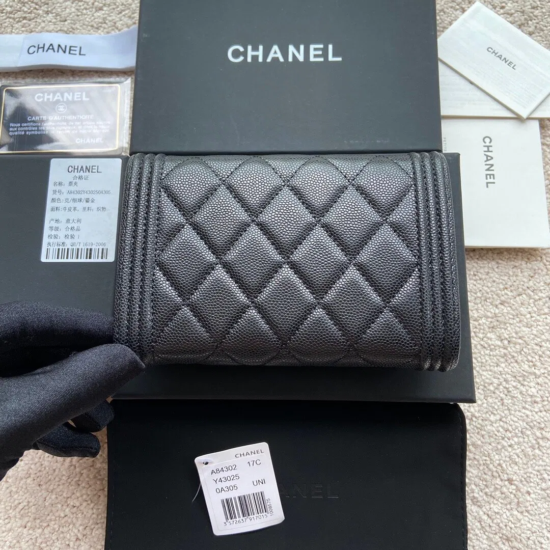 Chanel boy long wallet — image 3