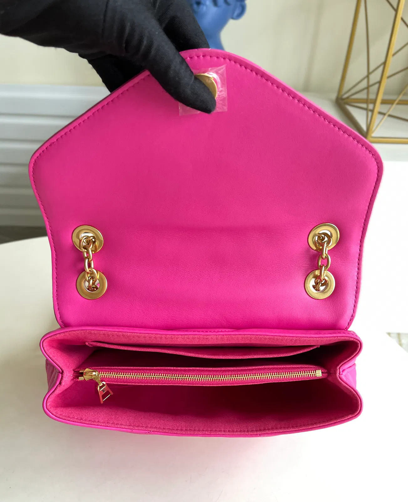 LV NEW WAVE CHAIN BAG — image 9
