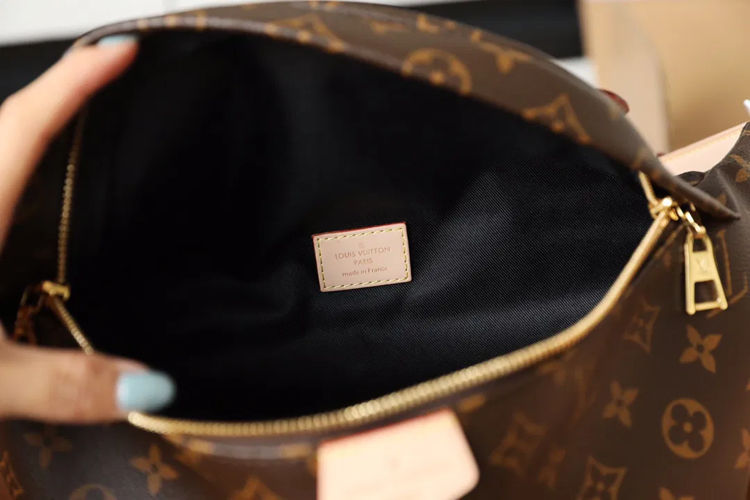 BUMBAG — image 6