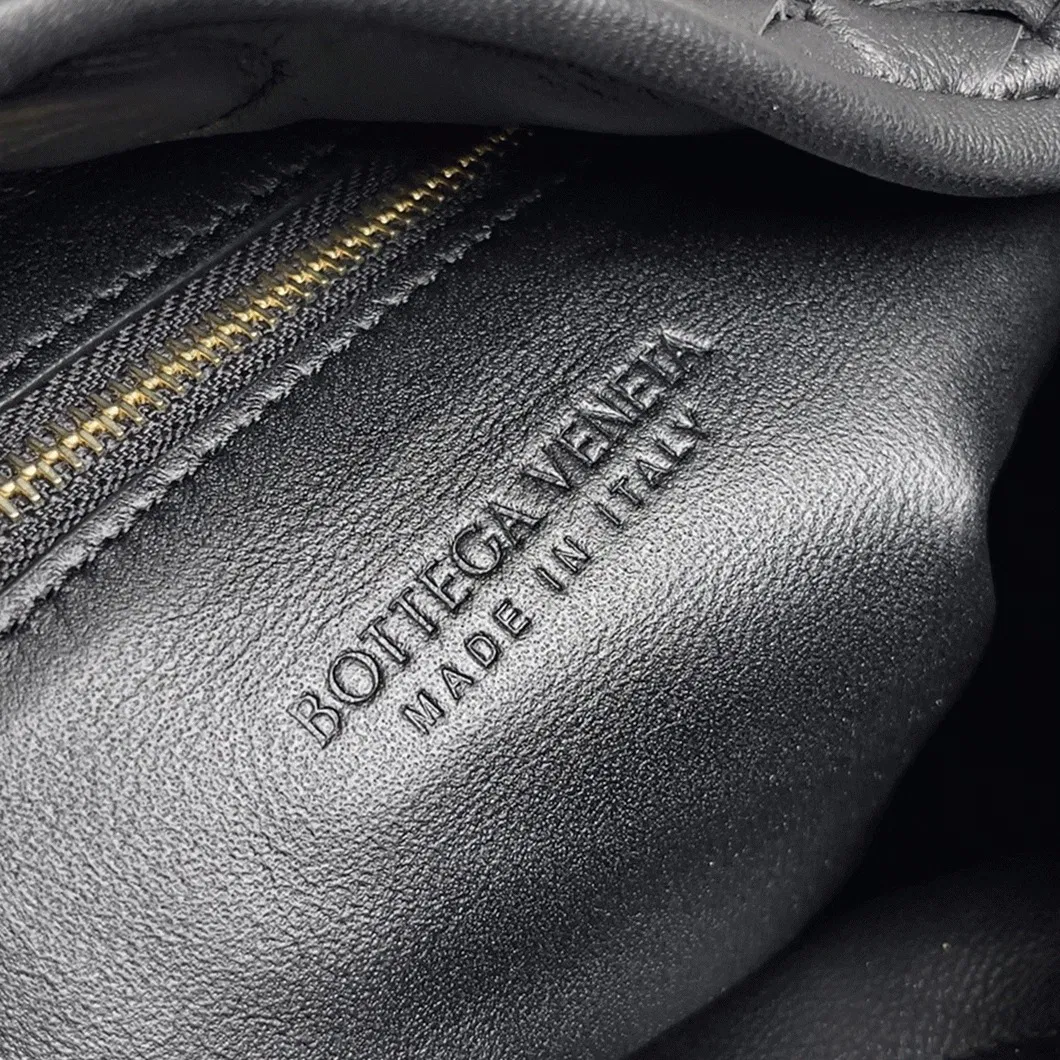 Bottega Veneta Small Hop Bag Black — image 2