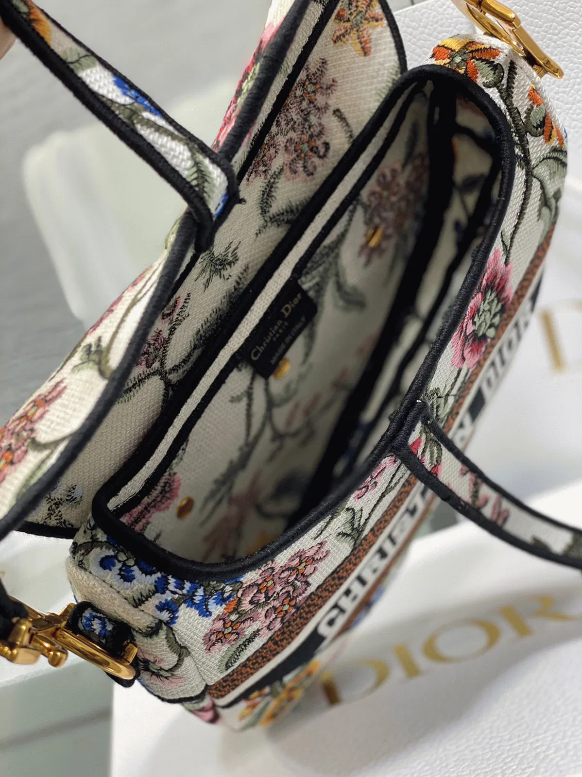Dior Saddle Bag in White Multicolor Dior Petites Fleurs Embroidery — image 9