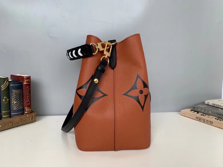 CRAFTY NEONOE — image 3