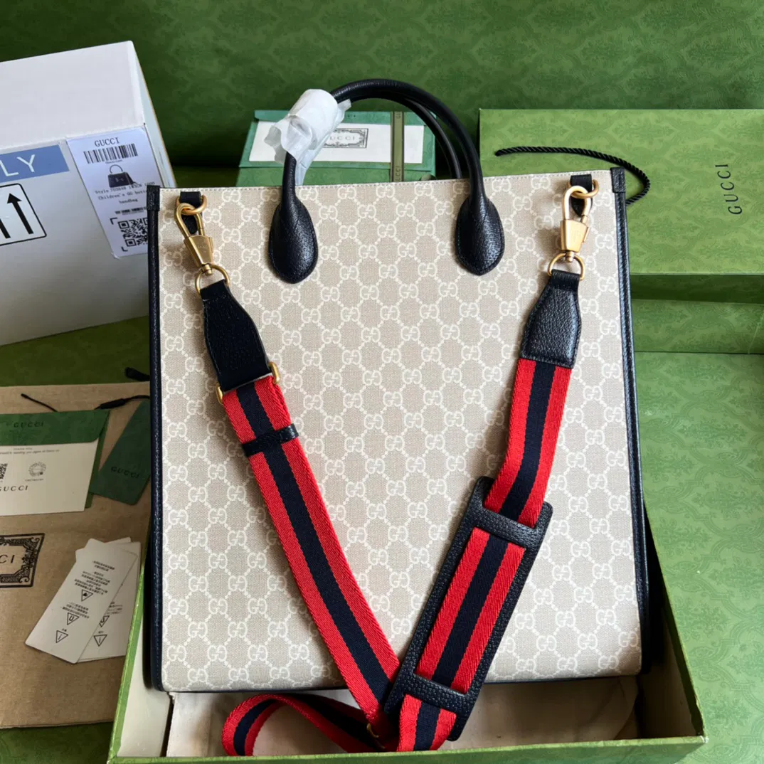 Gucci cherry print medium — image 2