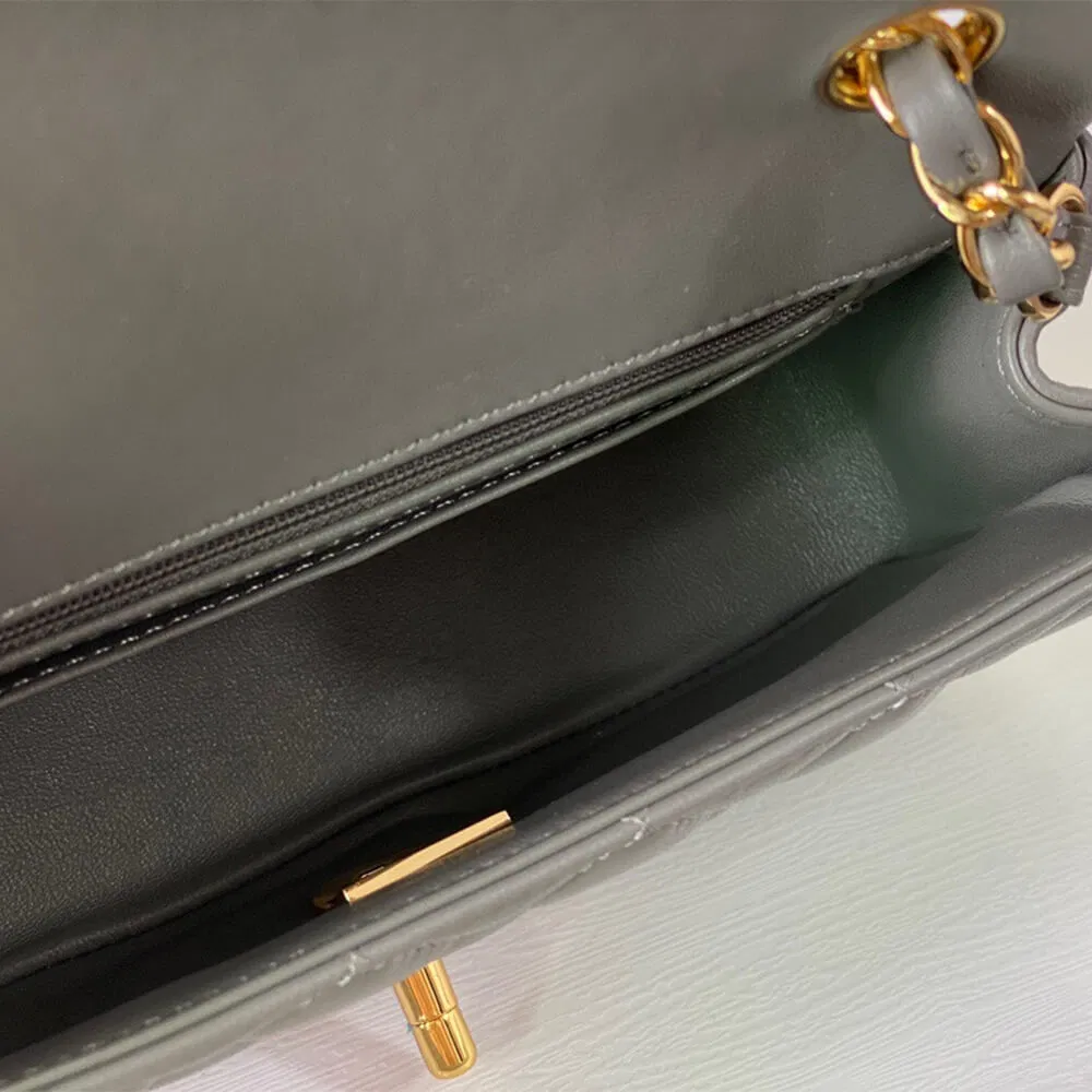 Chanel Mini Flap Bag(high-end grade) — image 6