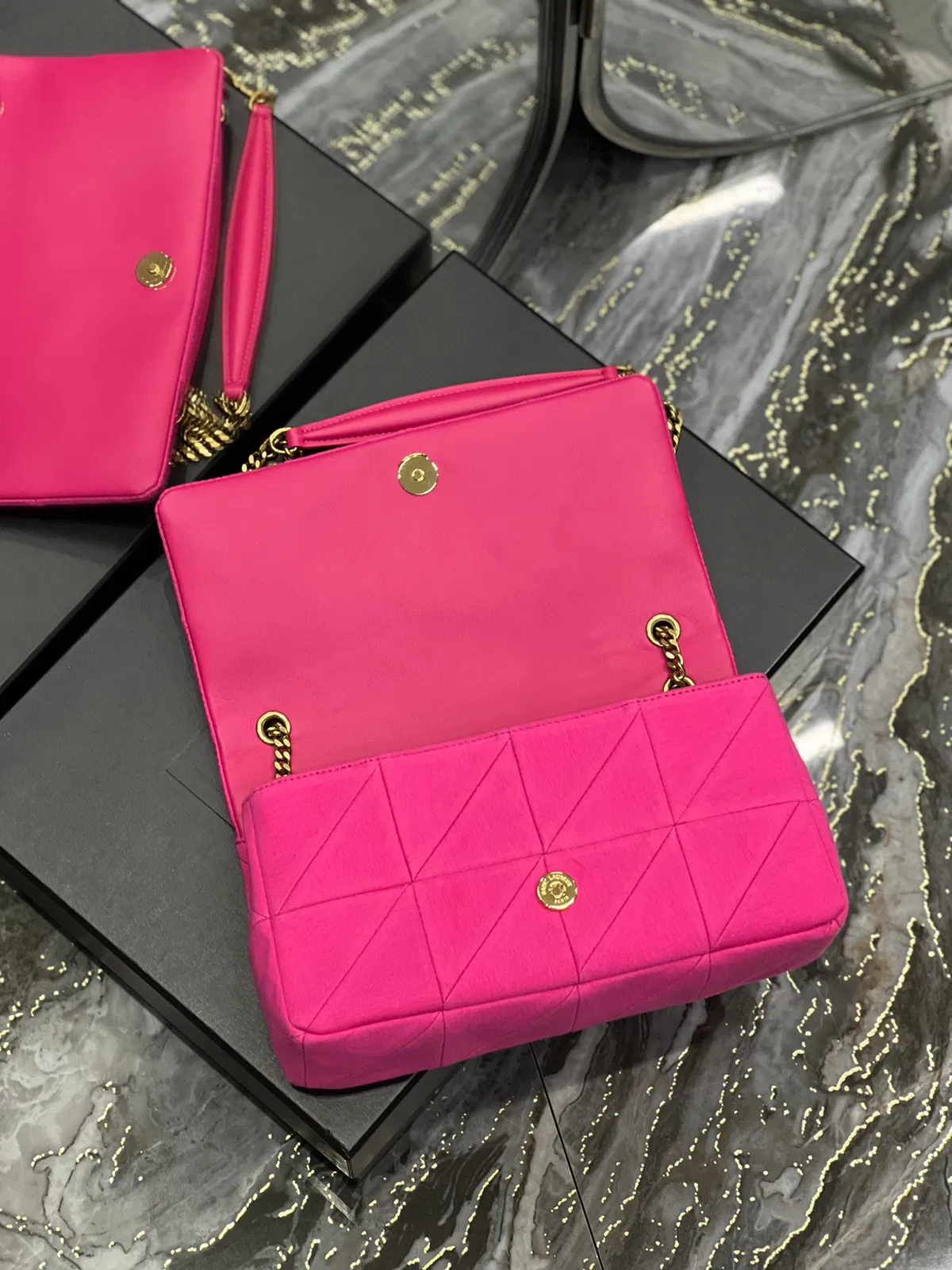 JAMIE MEDIUM CHAIN BAG “CARRÉ RIVE GAUCHE” IN LAMBSKIN AND SUEDE — image 4