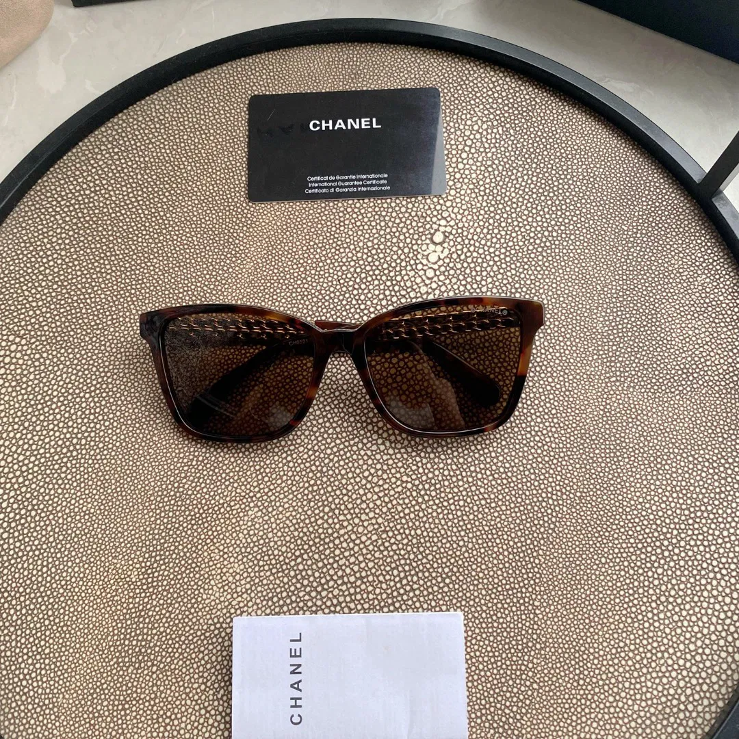 CHANEL Sunglasses