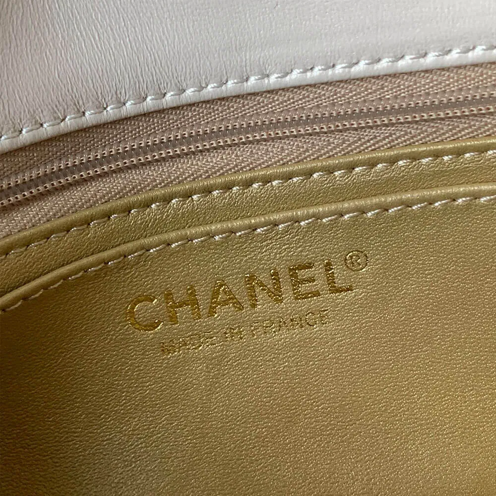 Chanel Pearl Crush Mini Rectangular Flap — image 2
