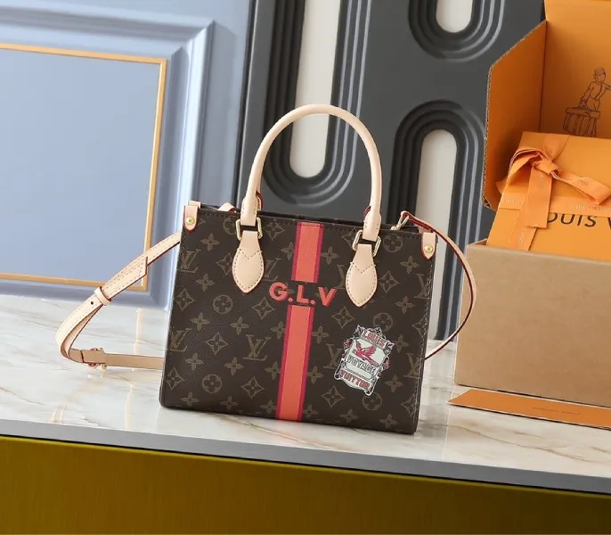 Mon Monogram OnTheGo PM