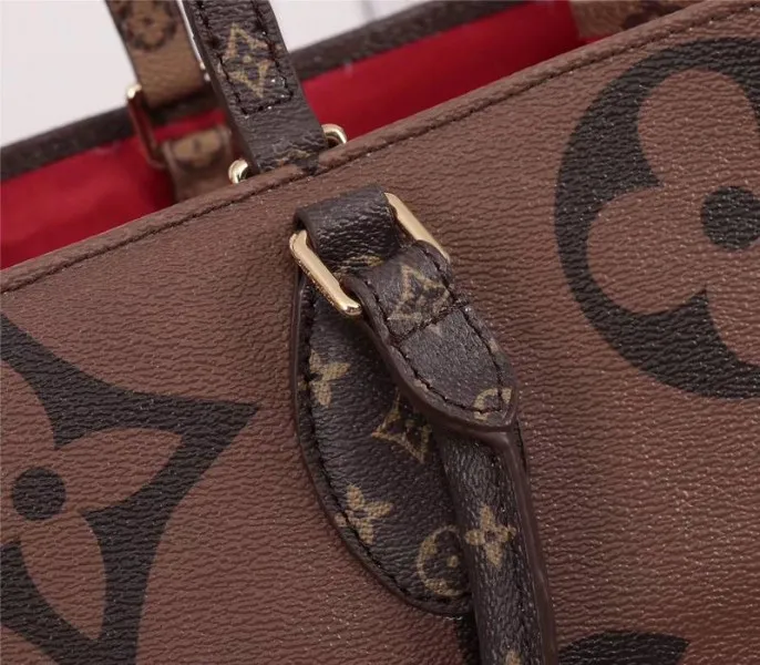Louis Vuitton Giant Canvas Onthego GM Tote — image 8