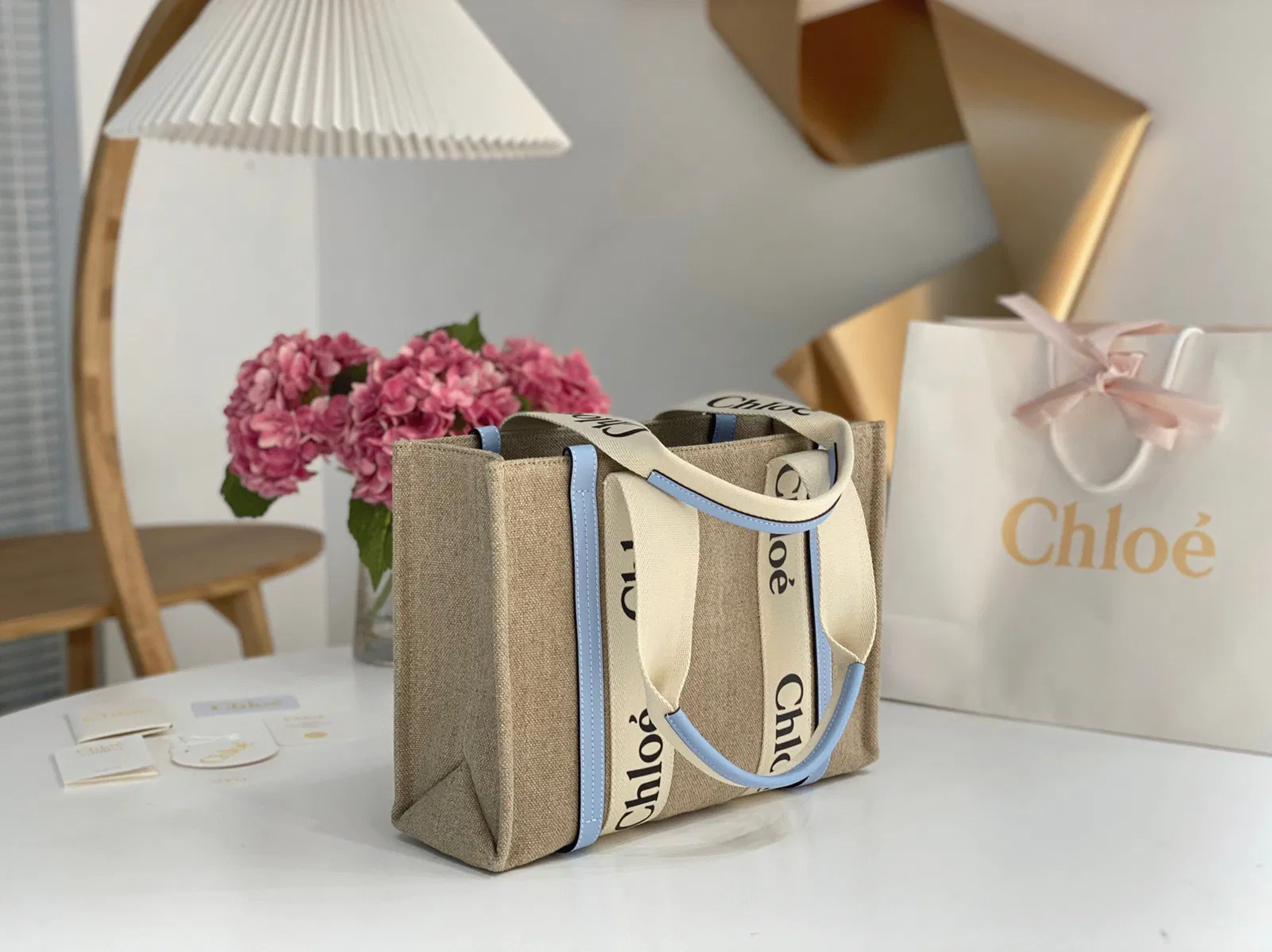 Top Quality Chloe Woody Medium Tote Bag in Linen Canvas with Blue Leather — image 3