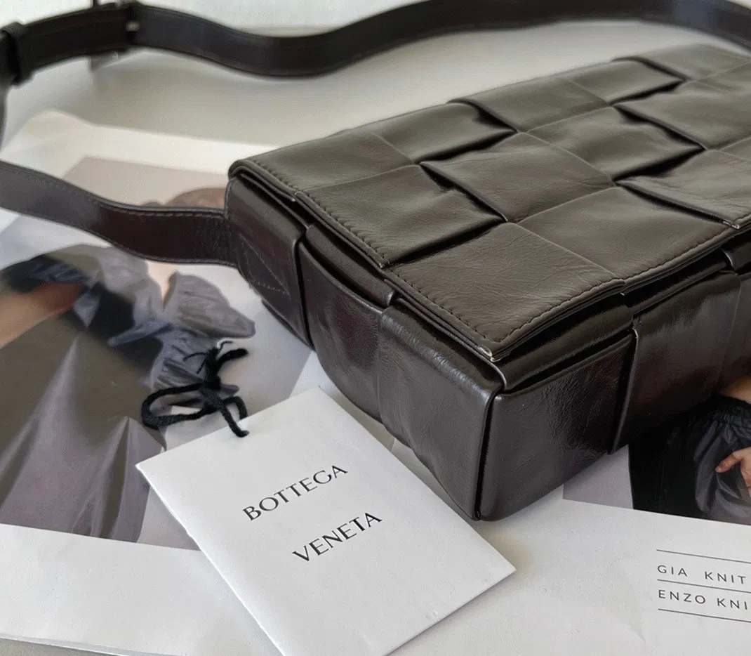 Top Quality Bottega Veneta Cassette Bag In Fondant — image 9