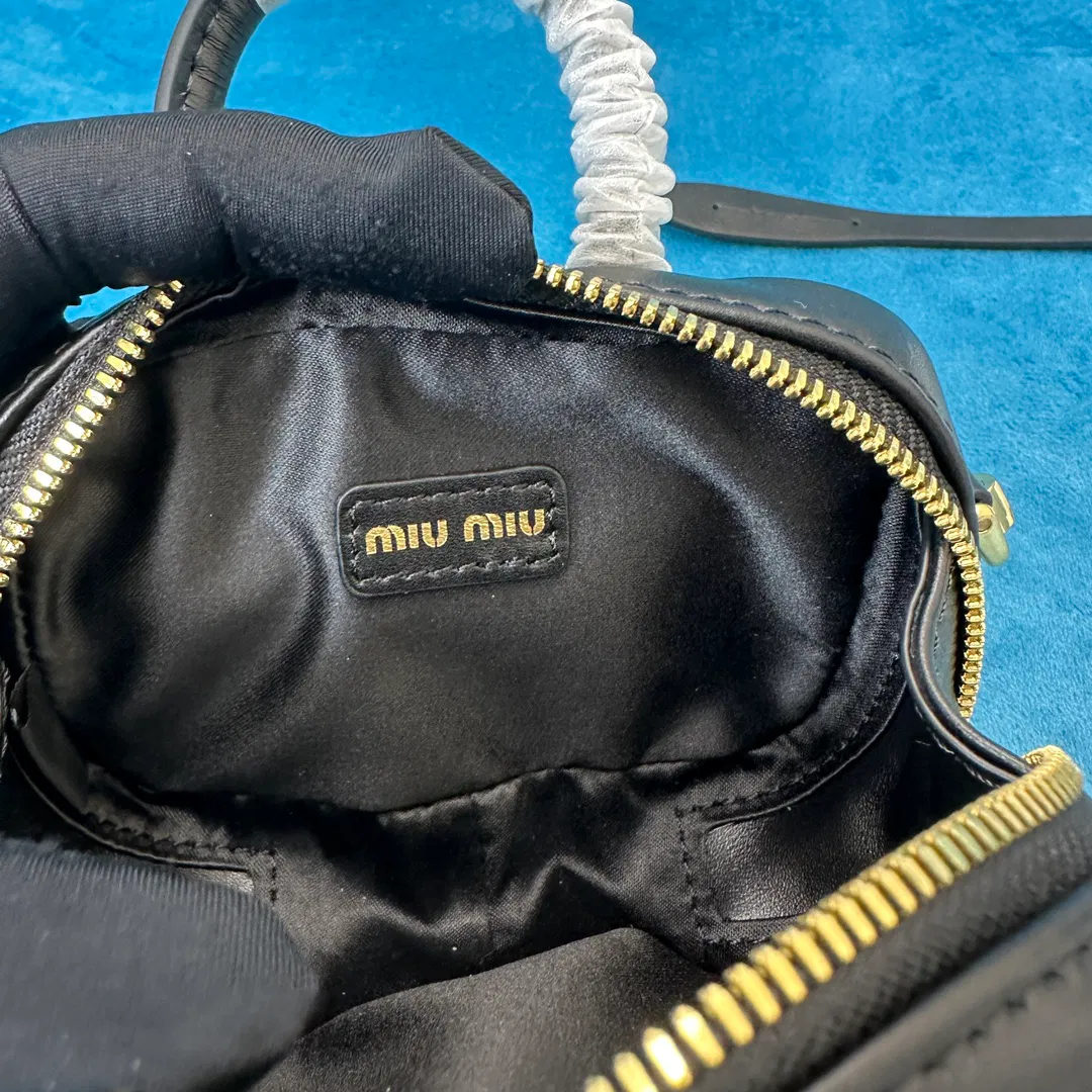 MINI MIUMIU Bag — image 4