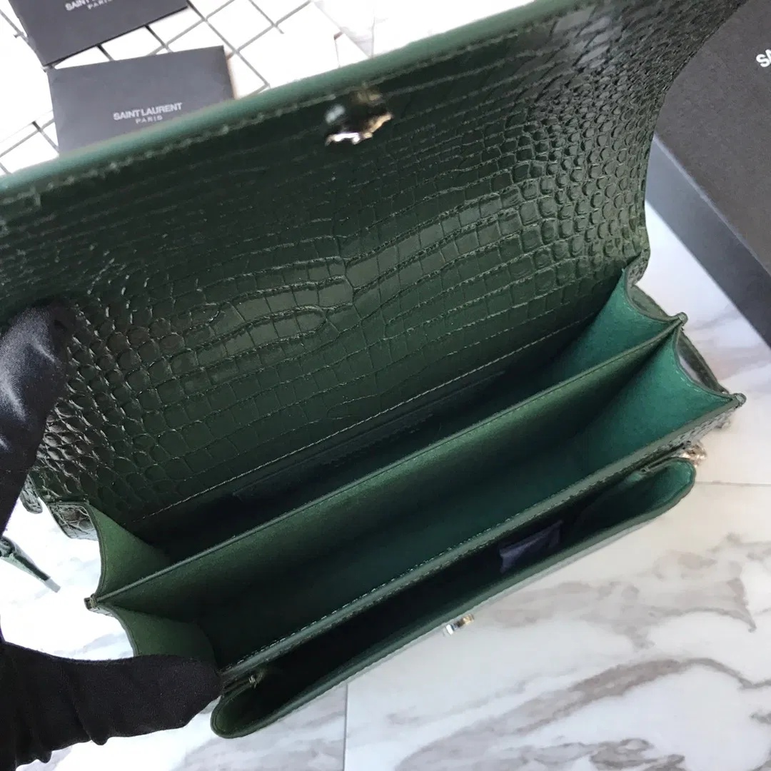 MANHATTAN MEDIUM SHOPPING BAG IN BOX SAINT LAURENT LEATHER — image 8