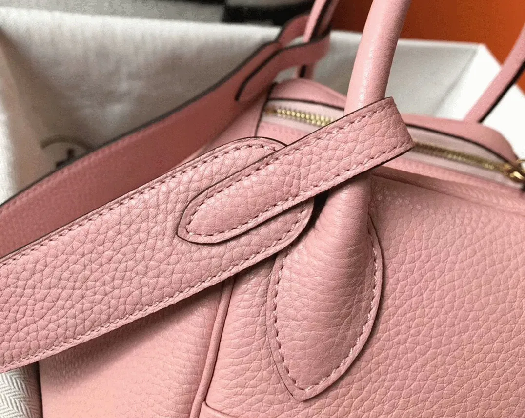 Hermes Lindy 26cm handbag in pink — image 7