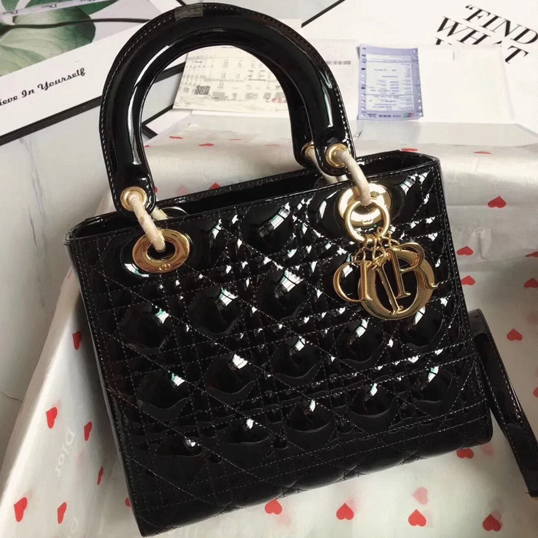 Dior Lady Dior Medium Bag Knockoff in Black — image 5