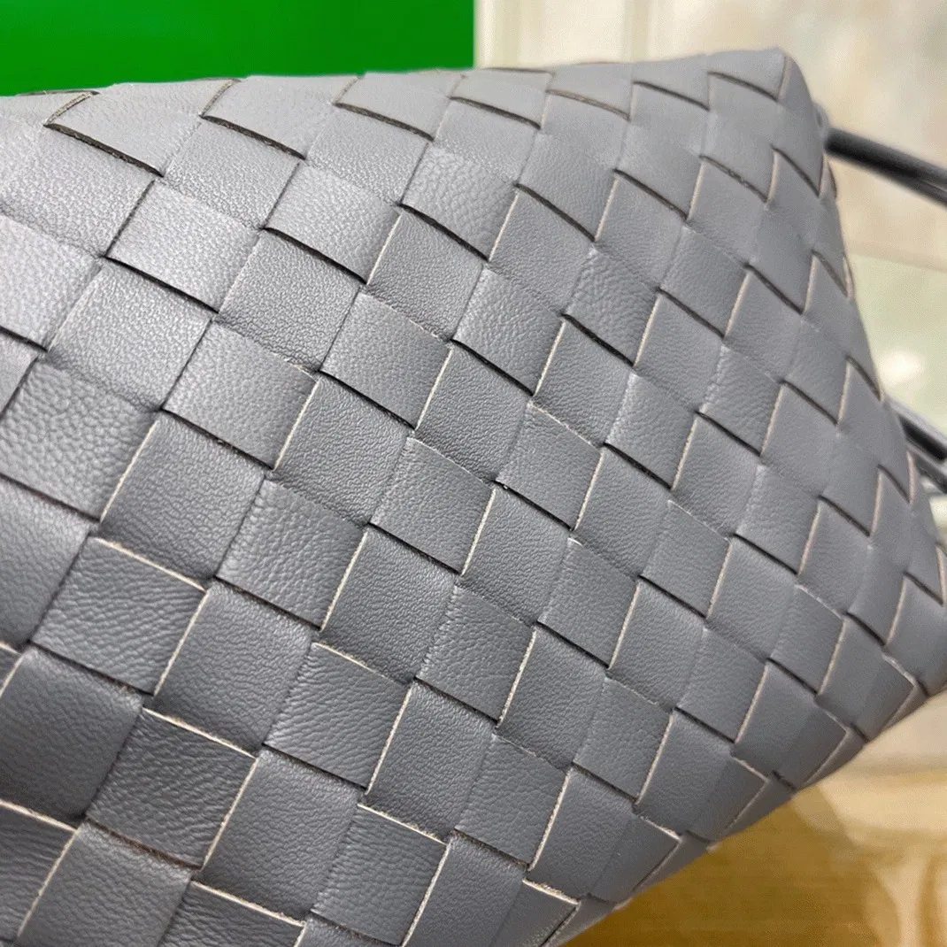 Bottega Veneta Loop Small Bag Grey — image 4