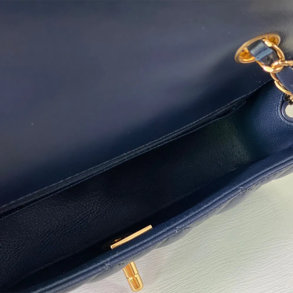 Chanel Mini Flap Bag(high-end grade) — image 7