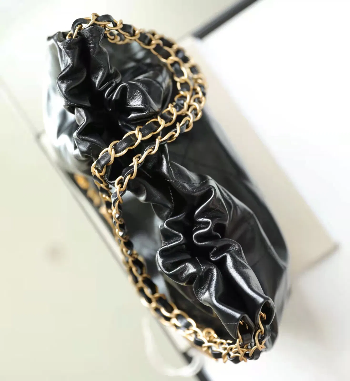 Chanel 22 Medium — image 2