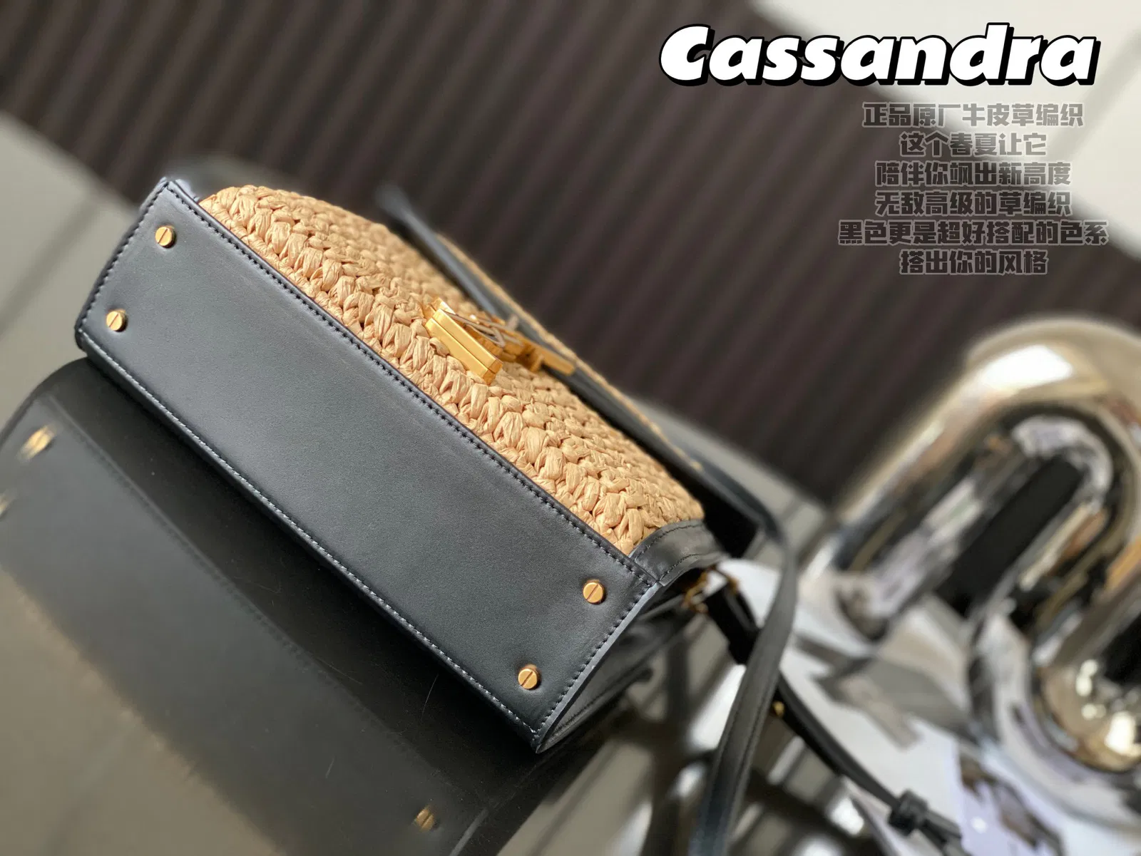 CASSANDRA MEDIUM CHAIN BAG IN CROCODILE-EMBOSSED SHINY LEATHER — image 8