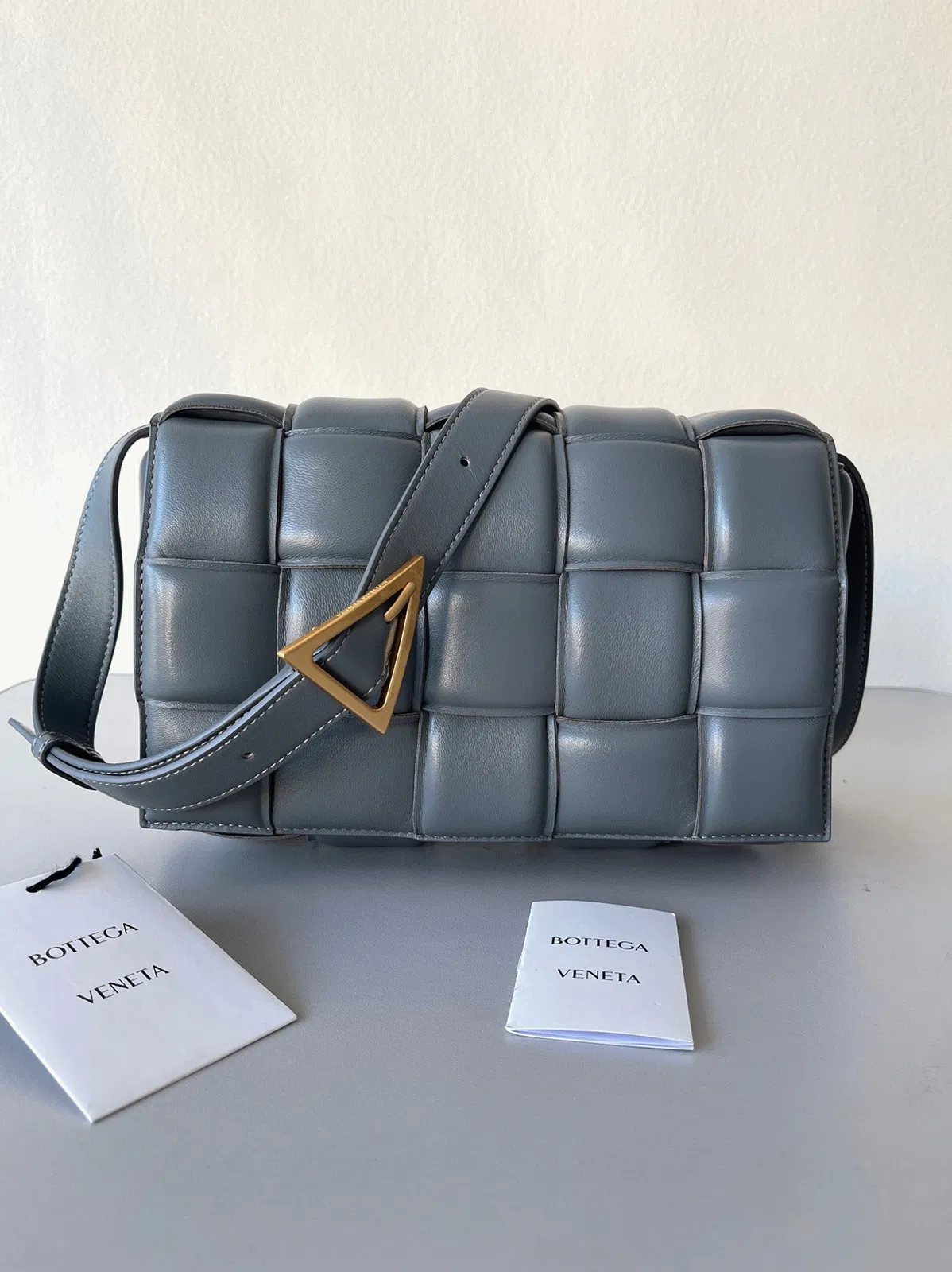 Top Quality Imitation Bottega Veneta Padded Cassette Bag In Thunder — image 6