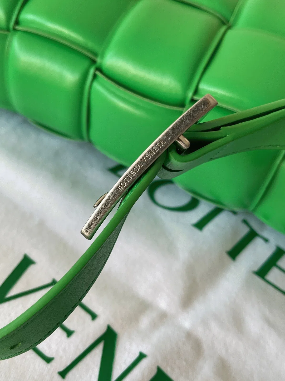 Top Quality Knockoff Bottega Veneta Padded Cassette Bag In Parakeet — image 3