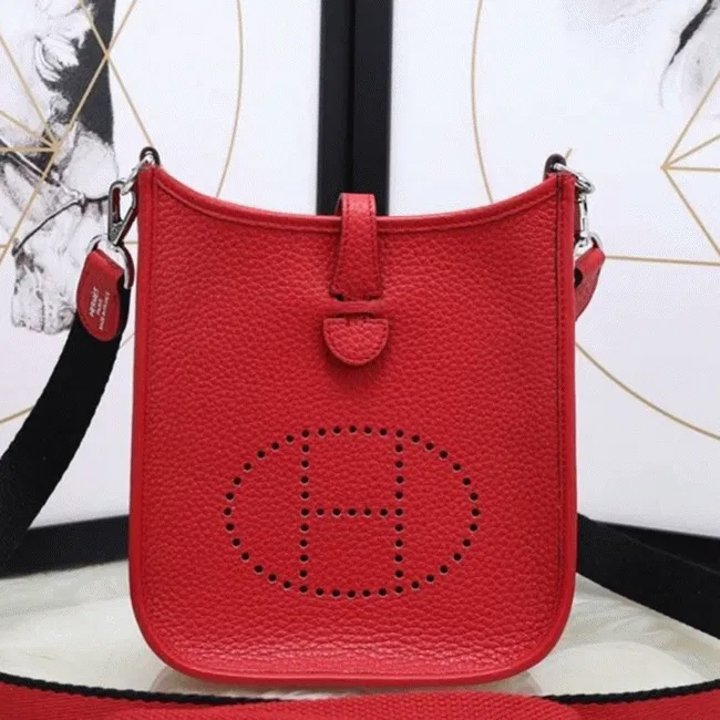 Red Evelyne II TPM Messenger Bag Hermes Compact Purse