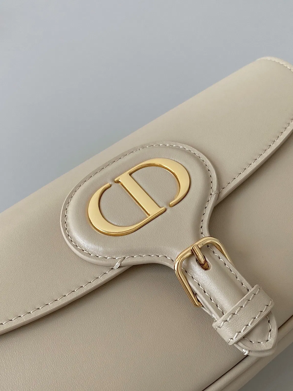 Dior Bobby East-West Bag in Beige — image 3