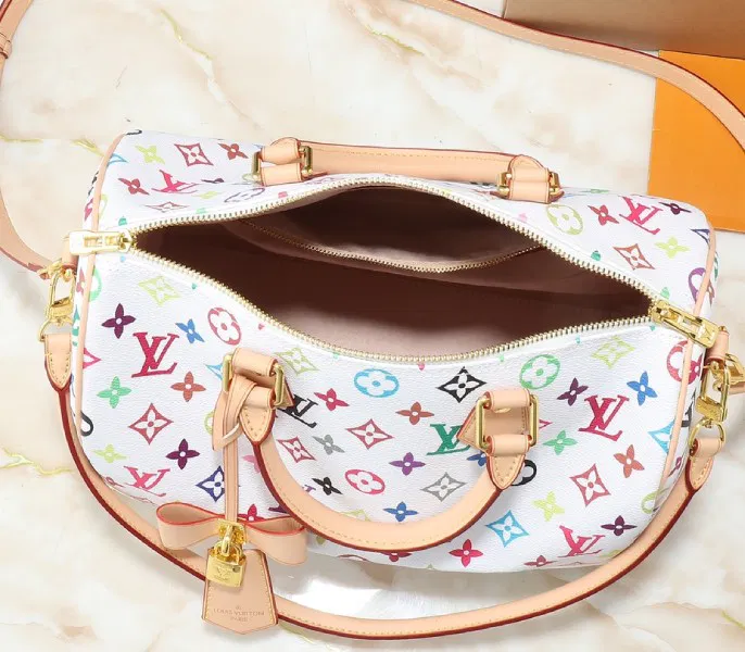 X TM Multicolored Speedy Bandouliere 30 In White — image 3