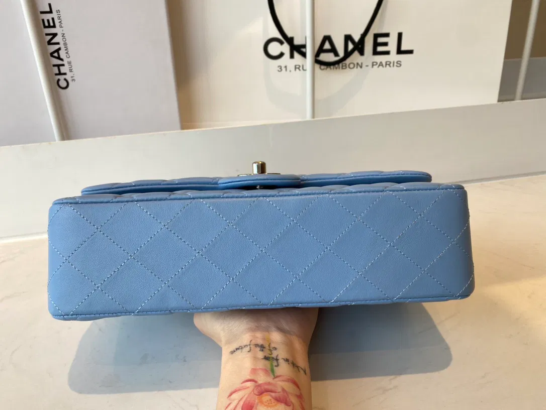 Chanel Flap Bag — image 4
