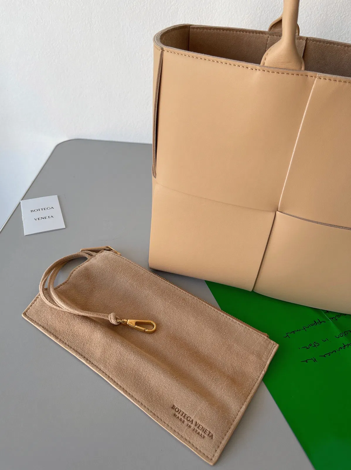 Bottega Veneta Arco Medium Tote Beige — image 10