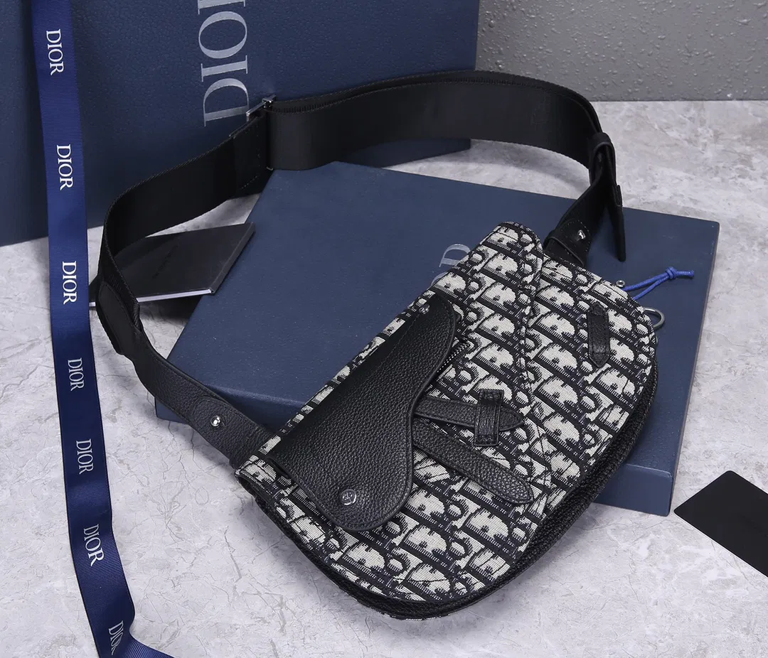 Dior Men’s Saddle Bag — image 2