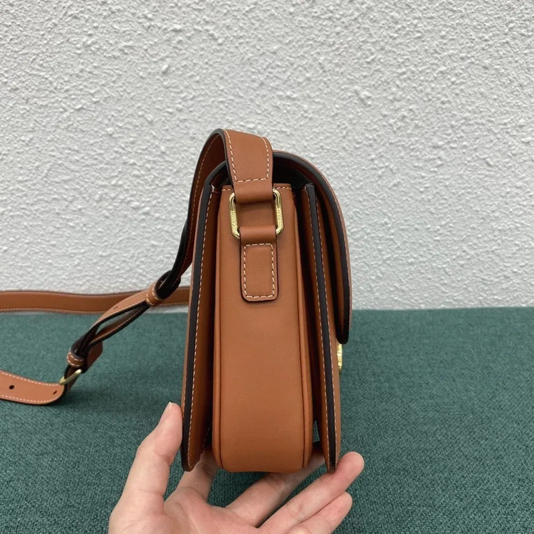 Top Quality Celine Triomphe Medium Bag In Brown — image 14