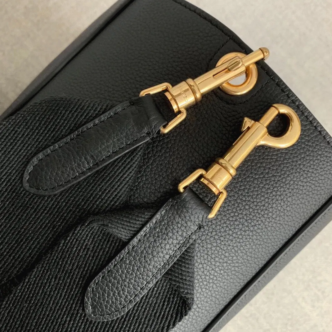 Top Quality Celine Sangle Bucket Bag In Black Grained Calfskin — image 3