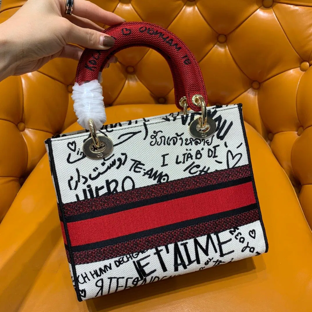 ‘I Love You’ Lady Dior — image 2
