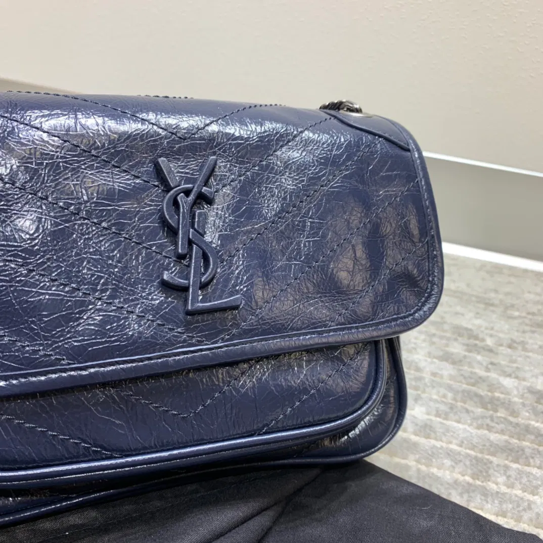 YSL MEDIUM — image 3