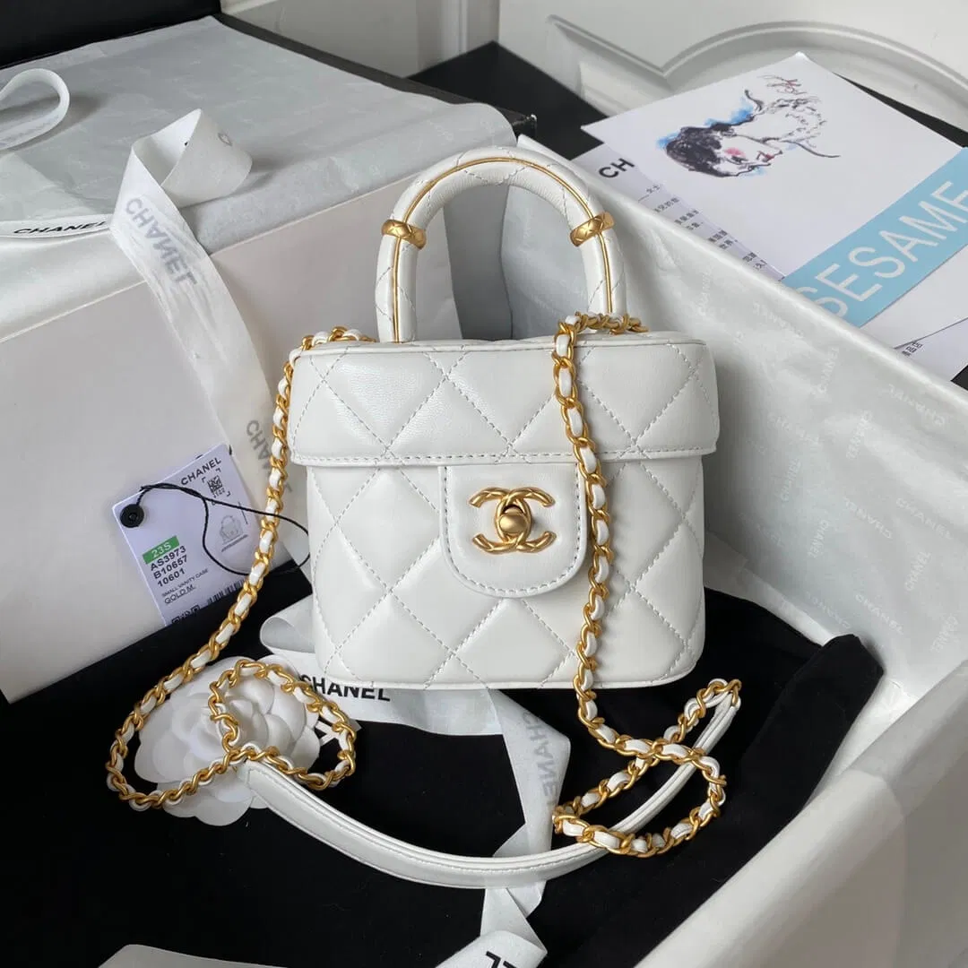 Chanel 23S handle cosmetic bag(high-end grade)