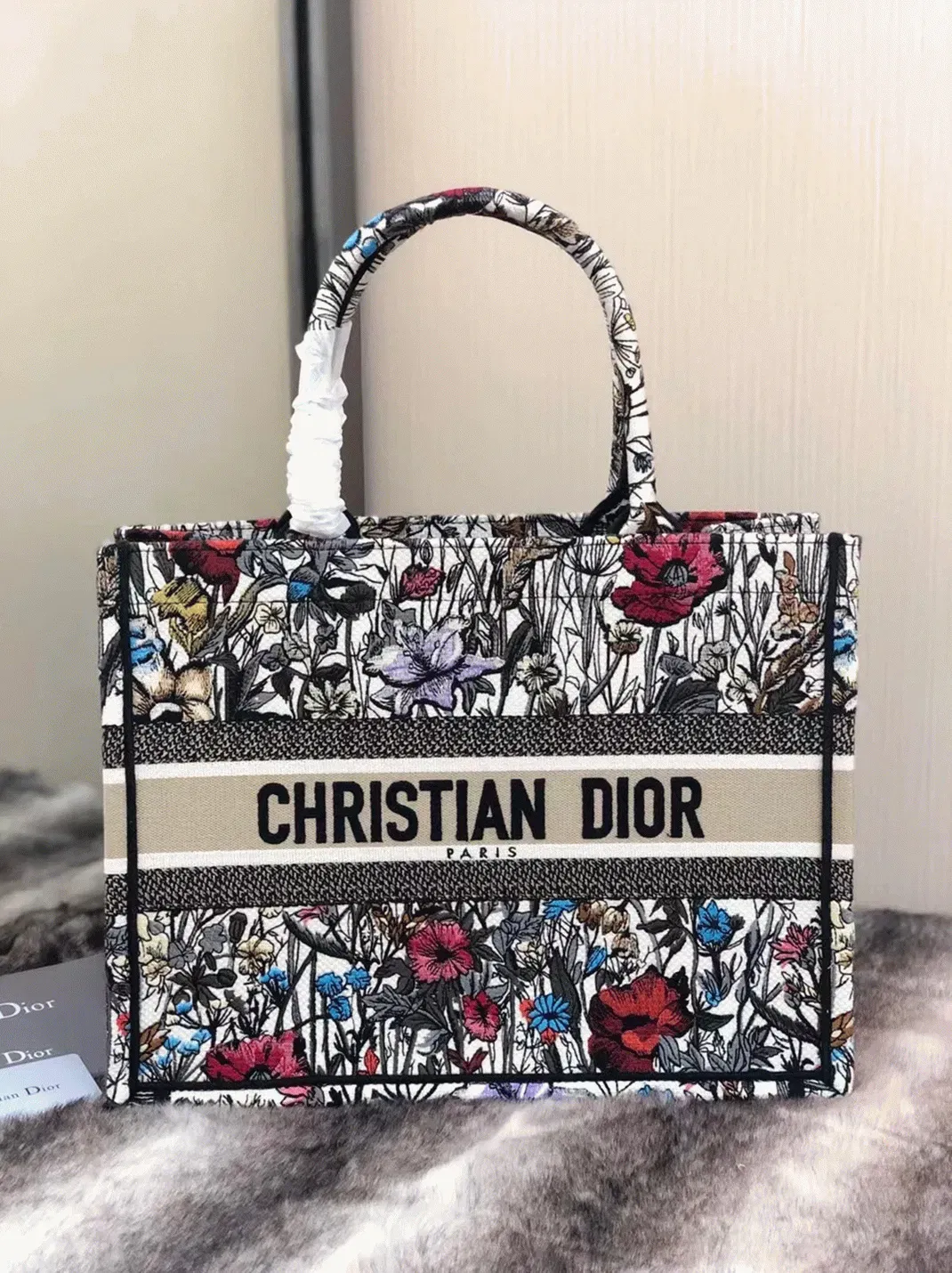 Dior Medium Book Tote Bag Imitation in Multicolor Mille Fleurs Embroidery — image 8