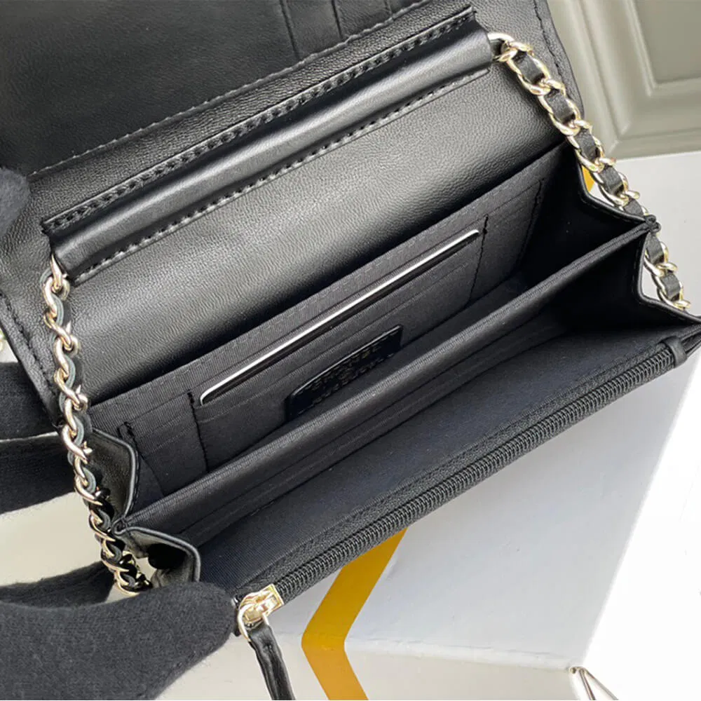 Chanel MINI WALLET ON CHAIN — image 5