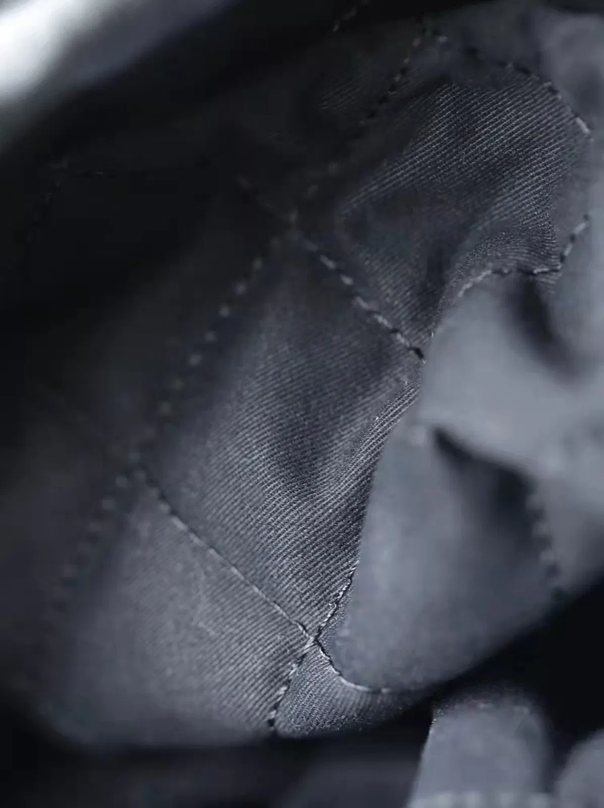 Chanel 22 Medium — image 9