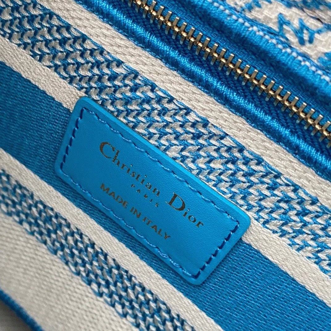Dior Lady D-Lite Medium Bag in Blue Toile de Jouy Canvas — image 3