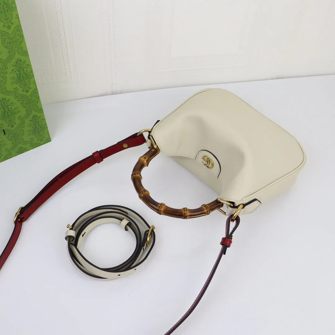 Gucci Diana Bamboo Small Shoulder Bag — image 3